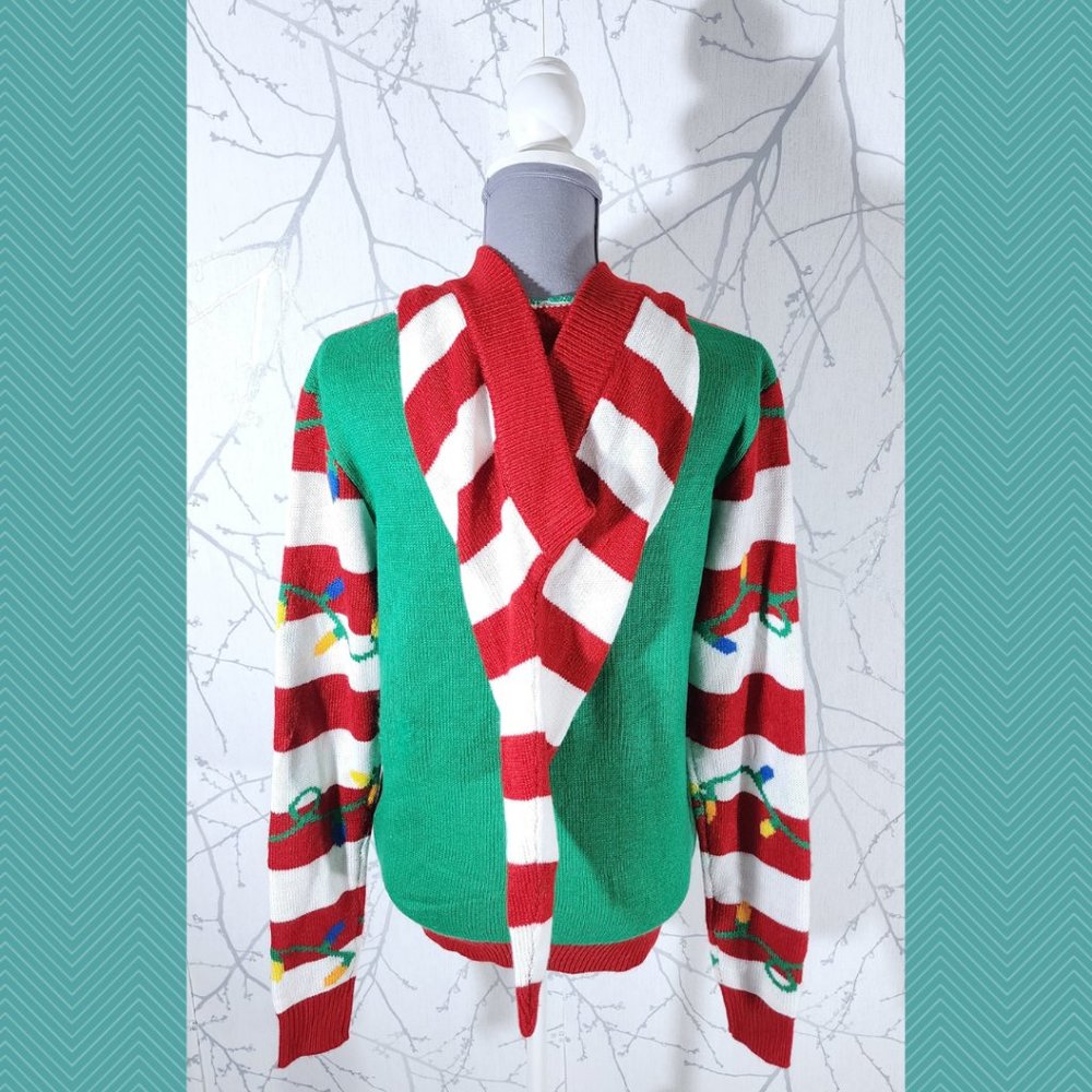 Urban Heritage Santa's Worker Hooded Christmas Sweater - Picture 3 of 4
